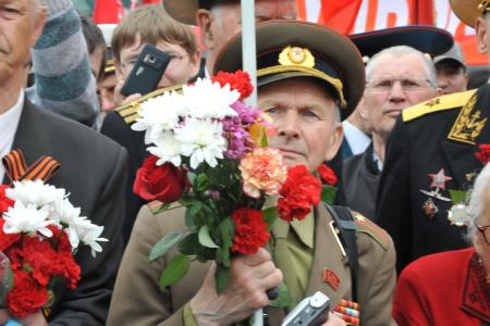 Марш-шествие КПРФ 9 мая 2012 года в Москве (Фоторепортаж)