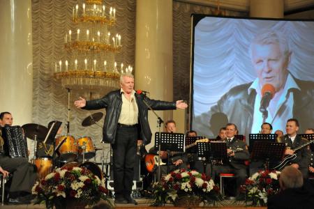 «Правда» на все времена. В Колонном зале Дома Союзов прошел праздничный вечер, посвященный 100-летию главной партийной газеты
