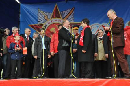 Марш-шествие КПРФ 9 мая 2012 года в Москве (Фоторепортаж)