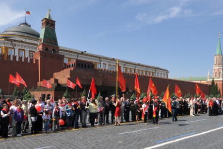 «К борьбе за дело трудового народа – всегда готовы!» Г.А. Зюганов провел торжественный прием в пионеры на Красной площади