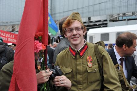 Марш-шествие КПРФ 9 мая 2012 года в Москве (Фоторепортаж)
