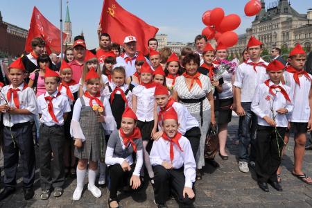 «К борьбе за дело трудового народа – всегда готовы!» Г.А. Зюганов провел торжественный прием в пионеры на Красной площади