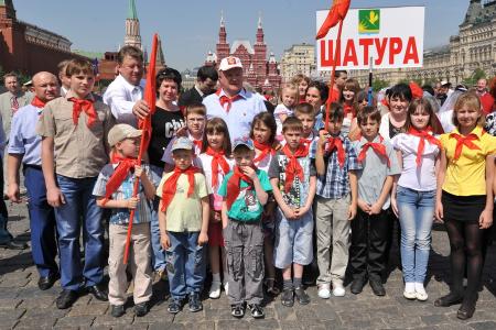 «К борьбе за дело трудового народа – всегда готовы!» Г.А. Зюганов провел торжественный прием в пионеры на Красной площади