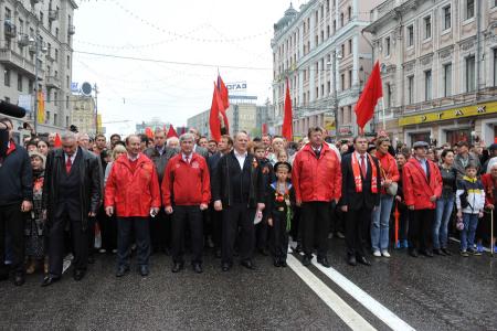 Марш-шествие КПРФ 9 мая 2012 года в Москве (Фоторепортаж)