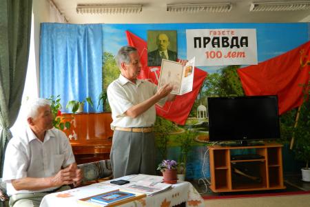 Астраханская область. День печати в п. Володарский отметили открытием памятника Ленину