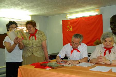 Астрахань: «И молоды мы снова!»