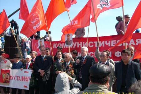 Коммунисты Якутска чествовали ветеранов 9 мая. Фоторепортаж