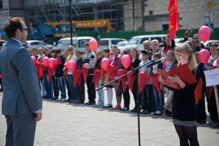 Приморье. Пионеры идут дорогой Ленина-Сталина, дорогою добра    