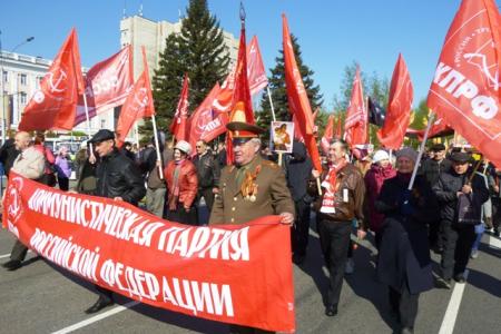 Коммунисты Алтайского края отметили 67-ю годовщину Победы советского народа в Великой Отечественной войне