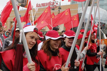 Тюмень. Молодежь все активнее поддерживает КПРФ