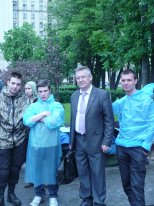 Первый секретарь Псковского обкома КПРФ Александр Рогов побывал в лагере оппозиции на «Баррикадной»