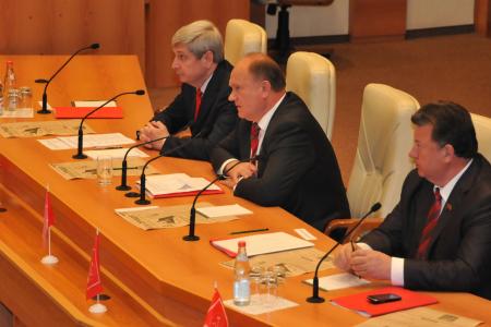 Г.А. Зюганов: Коммунисты будут голосовать против назначения Медведева премьером России