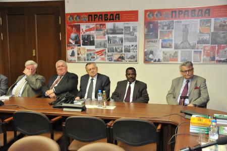 К 100-летию Африканского национального конгресса. Фракция КПРФ провела в Госдуме «круглый стол» с презентацией книги В.Н. Тетекина «Африканист»