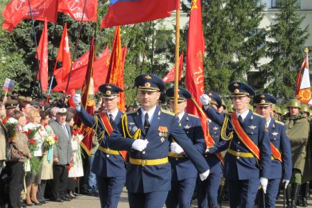 Коммунисты Челябинска провели митинг в честь Дня Победы