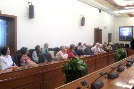За идею, но против ее реализации? Единороссы в Мосгордуме не поддержали закон о «детях войны»