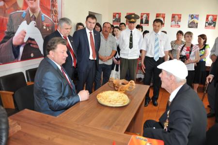 Пушкинские дни под красными знаменами. Коммунисты юга России провели смотр сил на осетинской земле