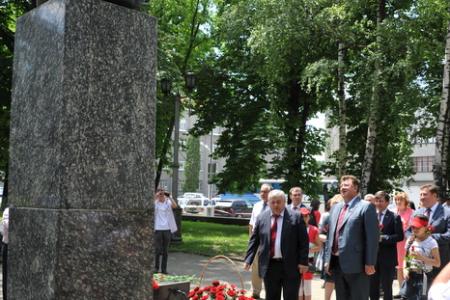 В.И. Кашин: «Во главу угла – первичку!» Во Владикавказе прошел семинар-совещание партийного актива Северо-Кавказского и Южного федеральных округов
