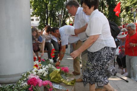 День русского языка воронежские коммунисты отметили митингом-творческой встречей