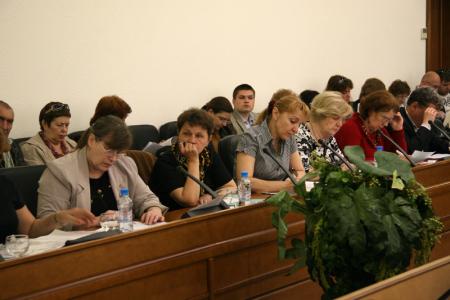 Сколько земли полагается москвичам и как отстоять свое право на землю? Круглый стол фракции КПРФ в Мосгордуме