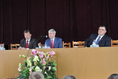 В Подмосковье проводится семинар-совещание руководителей региональных отделений КПРФ