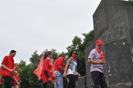 В Великом Новгороде прошла акция «Антикапитализм-2012»