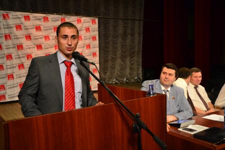 Тульская область. Депутат Госдумы Олег Лебедев принял участие в отчётно-выборной конференции новомосковских коммунистов