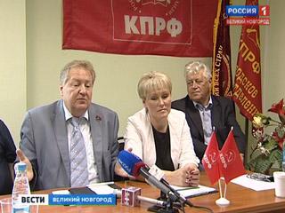 Видео. Великий Новгород: Пресс-конференция депутатов Госдумы С.П. Обухова и С.И. Васильцова