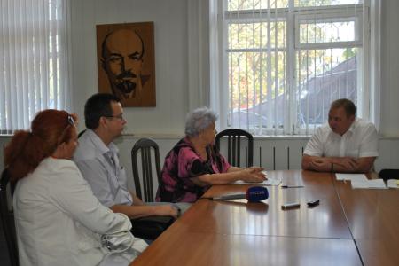 Депутат-коммунист Николай Паршин провел прием граждан в Волгограде   