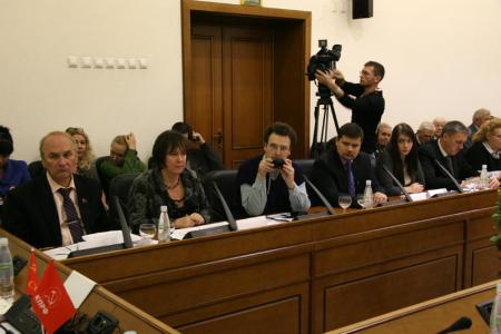 К чему приведет реформа здравоохранения в Москве? Круглый стол фракции КПРФ в Мосгордуме