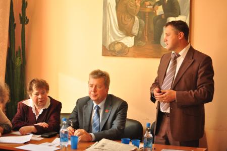 Тульская область. Коммунисты г.Донской восстанавливают памятник В.И.Ленину