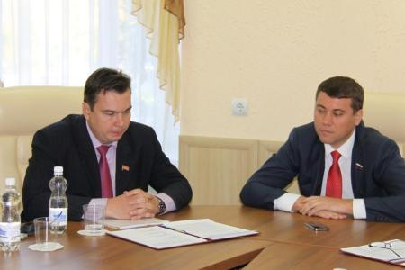 Амурские коммунисты отказались участвовать в предвыборном параде лицемерия и не подписали соглашение о «честных выборах»