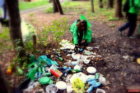 Белгород. Комсомольцы приняли участие во всероссийском субботнике