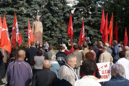 Пензенские коммунисты потребовали заморозить тарифы ЖКХ