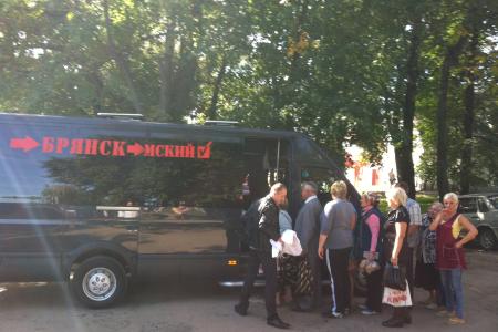 Брянск. Агитаторы КПРФ совершают «красные рейды» по районам области