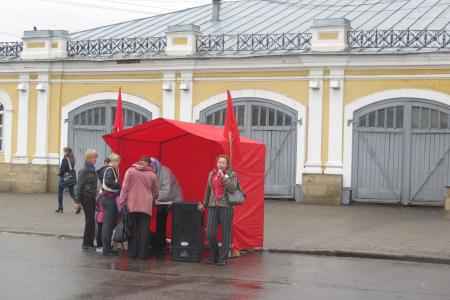 Коммунисты Костромы через суд добиваются восстановления своих прав на проведение митингов на центральной площади города