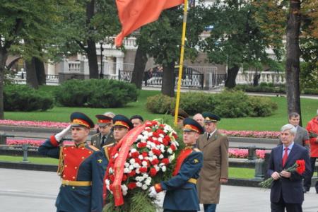 Коммунисты в Москве отметили 67-ю годовщину Победы советского народа над милитаристской Японией и окончанием Второй мировой войны   