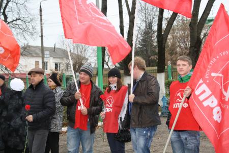 В Тульской области отметили День рождения комсомола автопробегом и митингом   