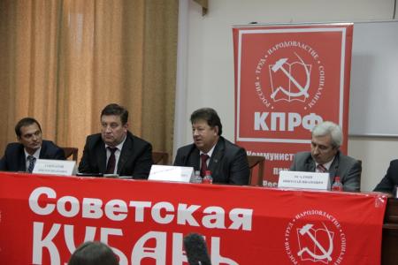 Видео. В.И.Кашин на пресс-конференции в Краснодаре: Мы рассчитываем получить голоса на уровне 27-28%