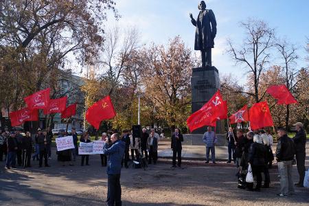 «Это не победа ЕР. Это поражение трудящихся». В Пензе прошел митинг по итогам выборов