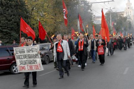 Пепел павших защитников Советской власти бьётся в наших сердцах. Памятные мероприятия КПРФ прошли в Воронежской области
