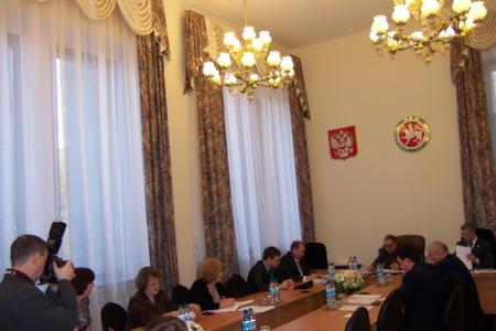 Фракция КПРФ в Госсовете Татарстана обсудила проект бюджета республики на 2013 год