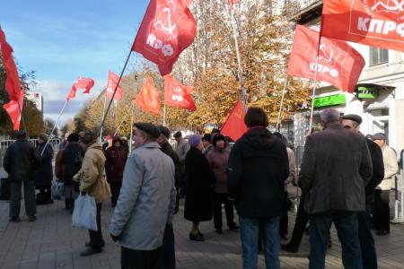 Долой «медвежью» власть! В Саратове прошел массовый митинг протеста по итогам выборов в Облдуму
