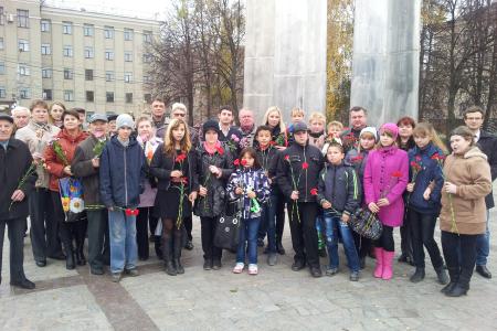 Тула. Коммунисты и комсомольцы отметили 70-летие подвига «Молодой Гвардии»