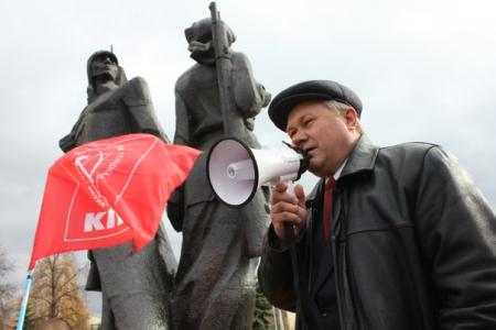 Свердловская область. В Нижнем Тагиле прошел молодежный марш «Антикапитализм-НТ-2012»