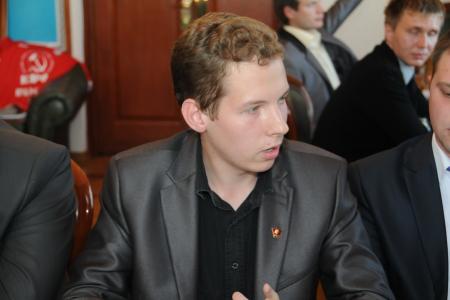 Г.А. Зюганов встретился с молодыми руководителями российской компартии и комсомола