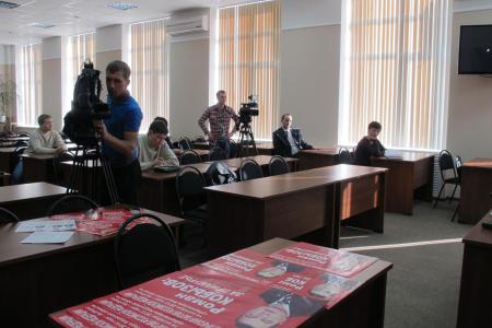 На губернаторских выборах в Амурской области «Яблоко» поддержит кандидата от КПРФ Романа Кобызова
