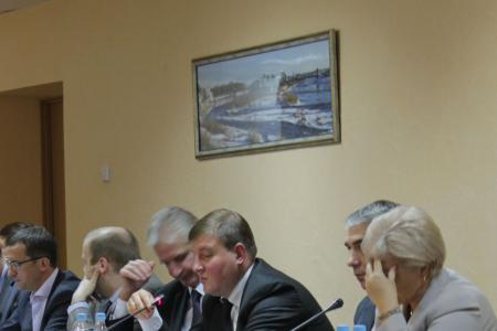 Псковская область. Александр Рогов оценивает неудовлетворительно работу областной администрации по обеспечению многодетных земельными участками
