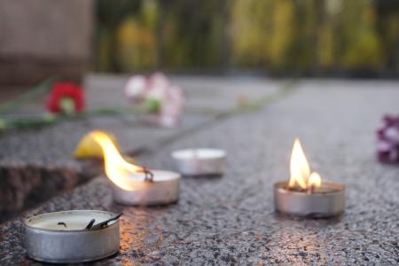 Пенза. Акция памяти жертв расстрела Верховного Совета