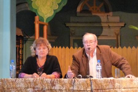 Саратов. Смена власти давно назрела и перезрела! Встреча с депутатами-коммунистами В.В.Бортко и О.Н.Алимовой