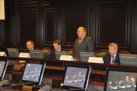 Г.А. Зюганов: «Ремонт Конституции давно назрел!» Лидер КПРФ выступил на научно-практической конференции, посвященной 20-летию конституционной реформы